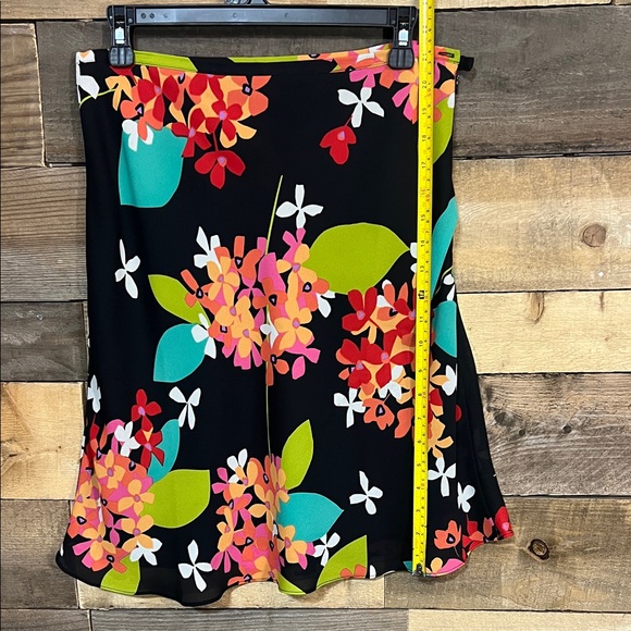 Casual Corner Black Floral A-Line Skirt - Picture 3 of 15
